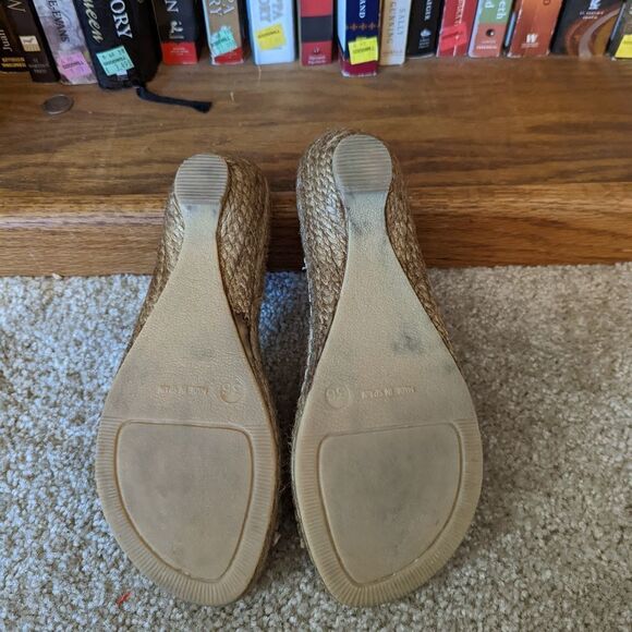 ERIC Michael leather and cloth gold and bronze rosette wedge sandals sz 36 euc - Picture 5 of 6